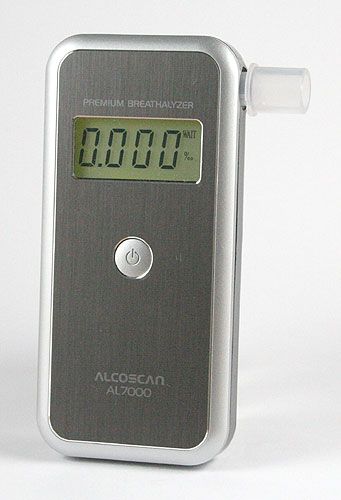 Alkoholtester ACE AL7000 mit Halbleiter-Sensor + 25 Mundstücke & Kalibriergutschein